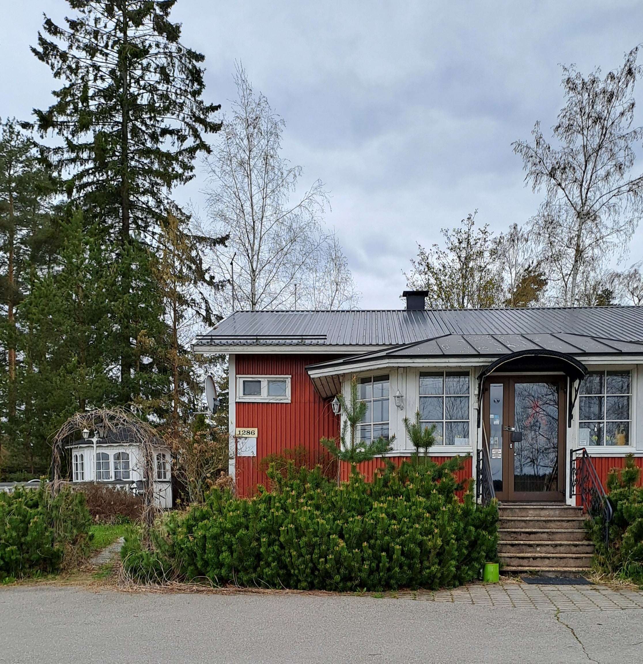 Historical Cafebar Route 6, oivallinen paikka järjestää juhlat. varaa suoraan sieltä juhlasi ja tarjoilu,